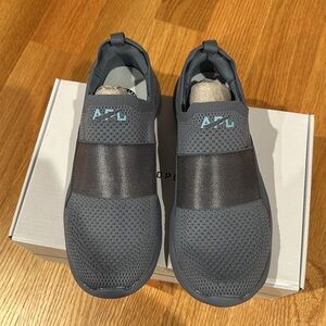 EUC - APL Women’s TechLoom Bliss Sneakers (Blue/Gray) US - 6.5